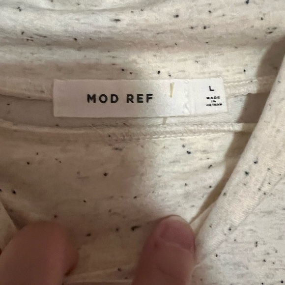 Mod Ref Turtle Neck Top Size L - Picture 2 of 2